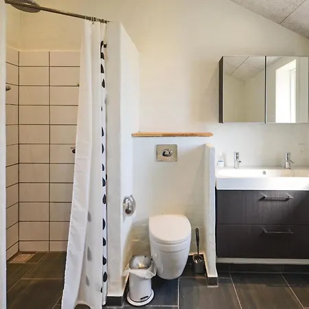 4 Bedroom Awesome In